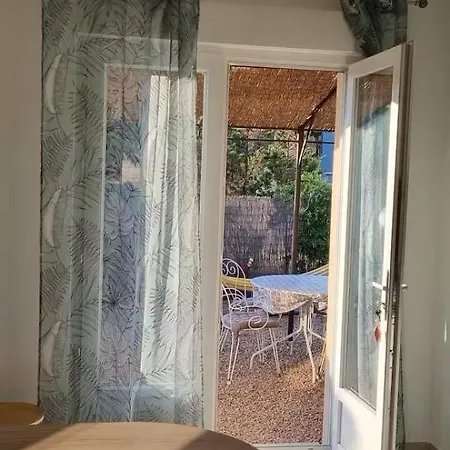 Chez Baptiste Et Laura *